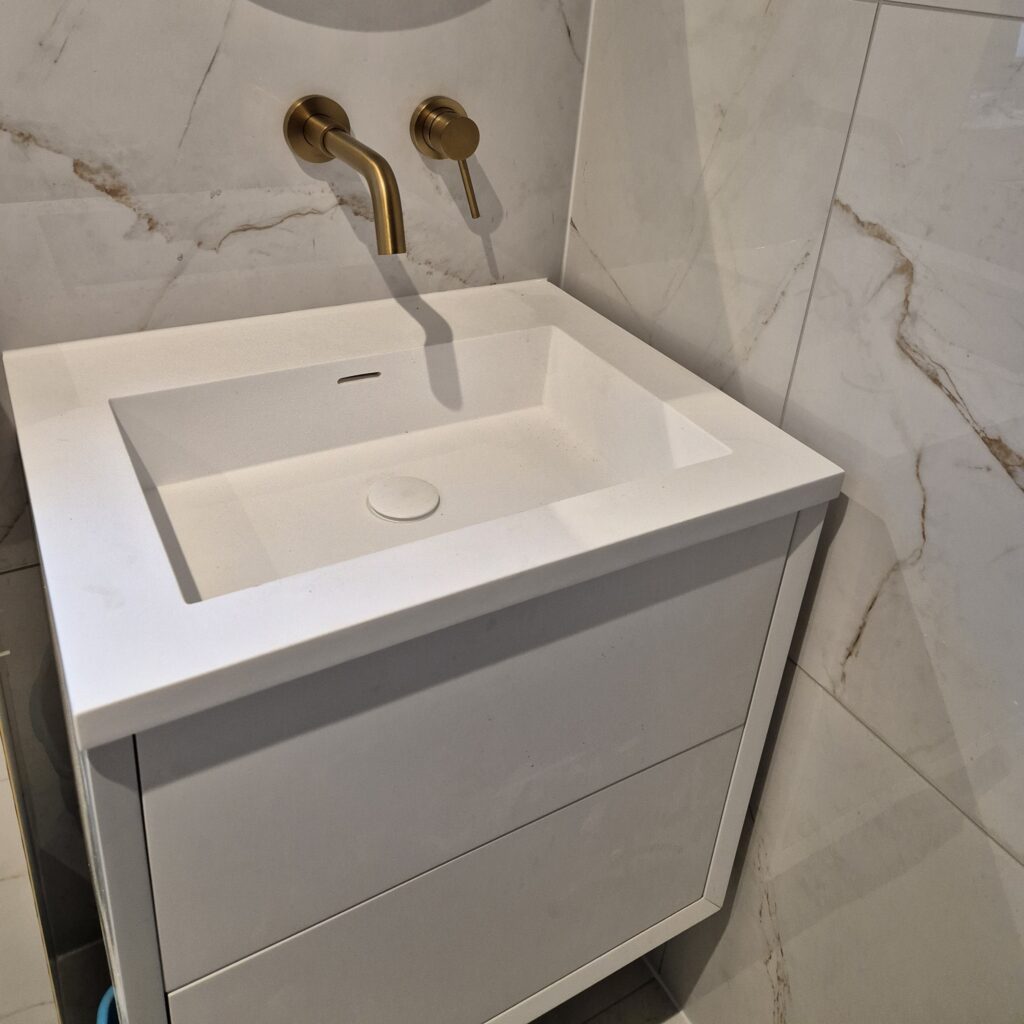 Plumber in Hornchurch_Bathroom sink installation